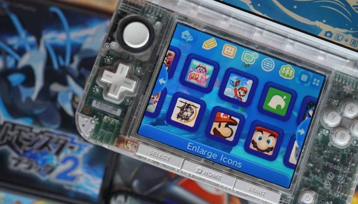 The Nintendo 3DS Family Receives the Transparent Shell Treatment, a World First from KLRR