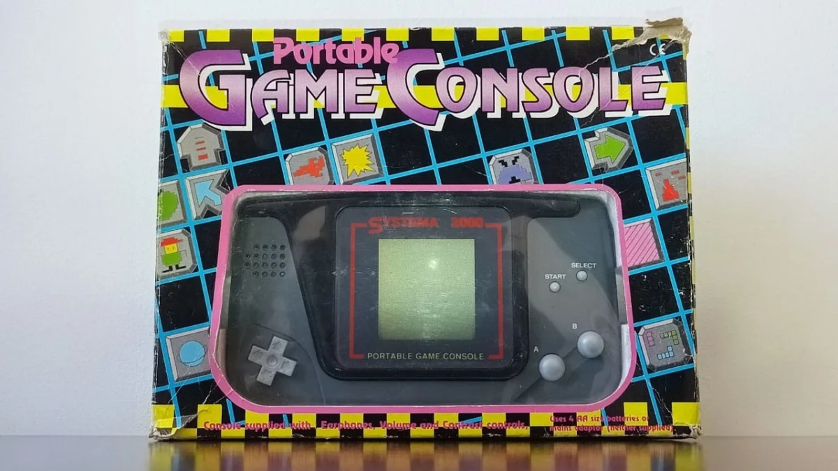 A Rare Gem Surfaces: The Systema 2000, a Forgotten Handheld, Appears in Pristine, Boxed Condition for the First Time in Decades