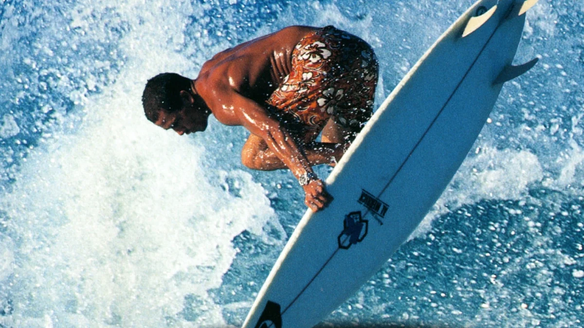Kelly Slater’s Pro Surfer Experiences Unexpected Viral Resurgence Two Decades Later.