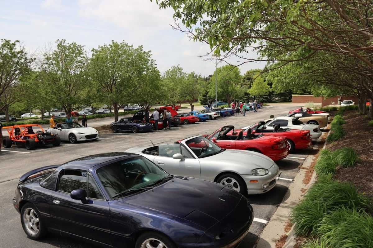 One Year and Countless Modifications: A Comprehensive Retrospective of Owning and Transforming a 2000 Mazda MX-5 Miata